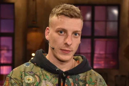 felix lobrecht schwester